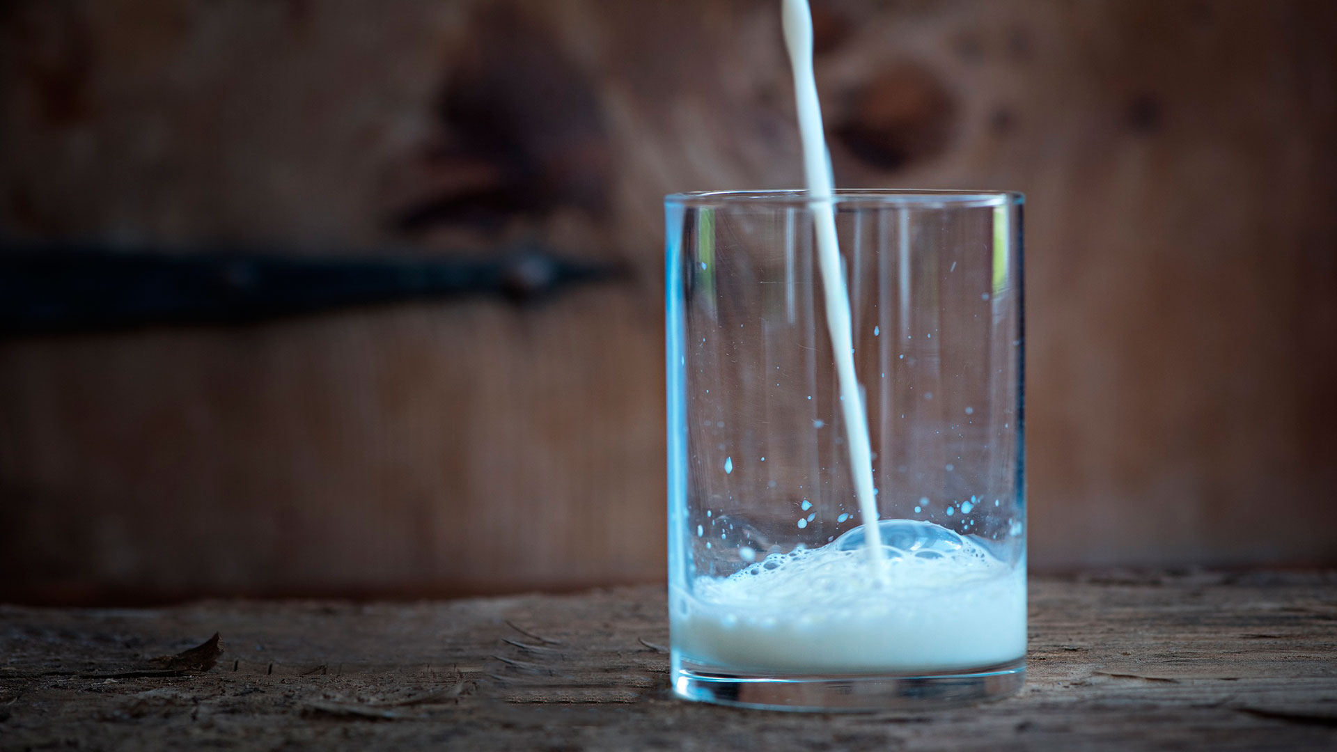 la industria láctea se queja ante el defensor del pueblo