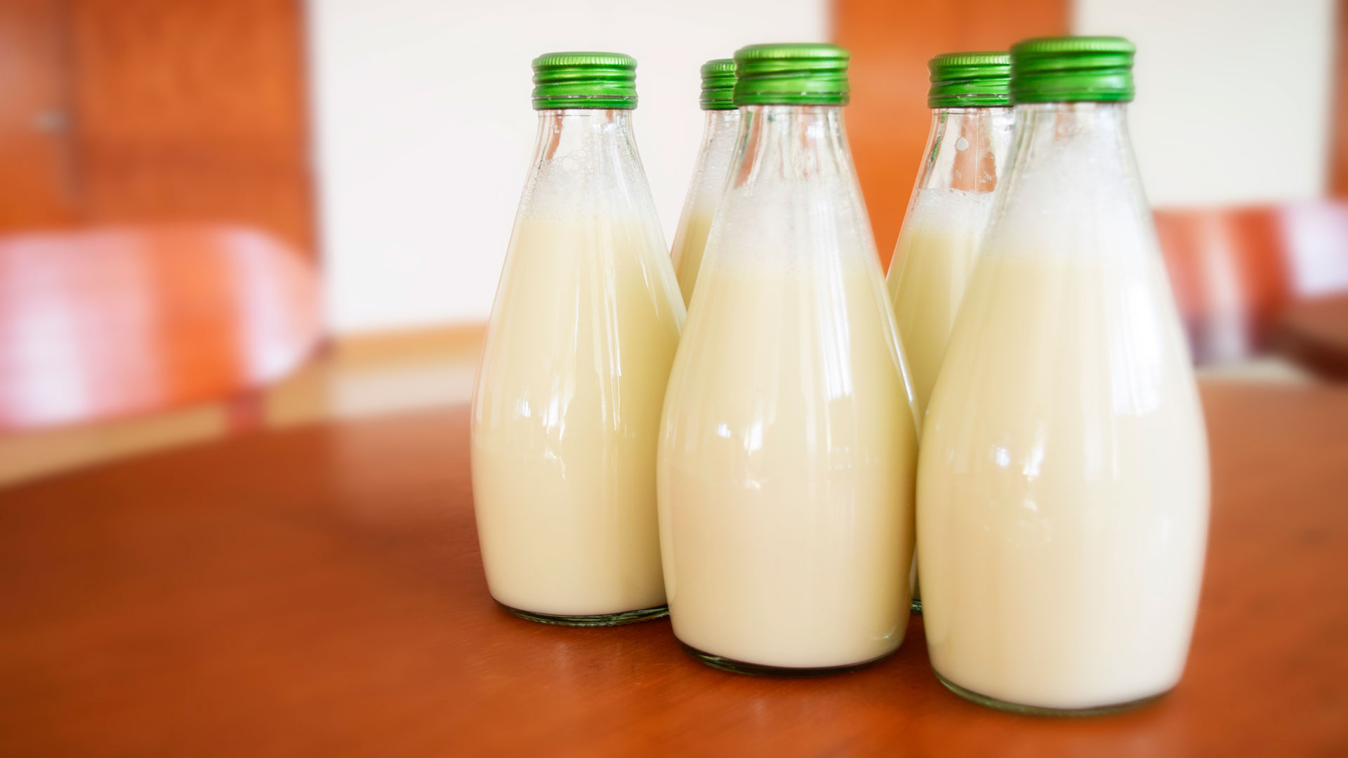 aprobada una proposición no de ley para que los ganadero cobren un precio suficiente por la leche