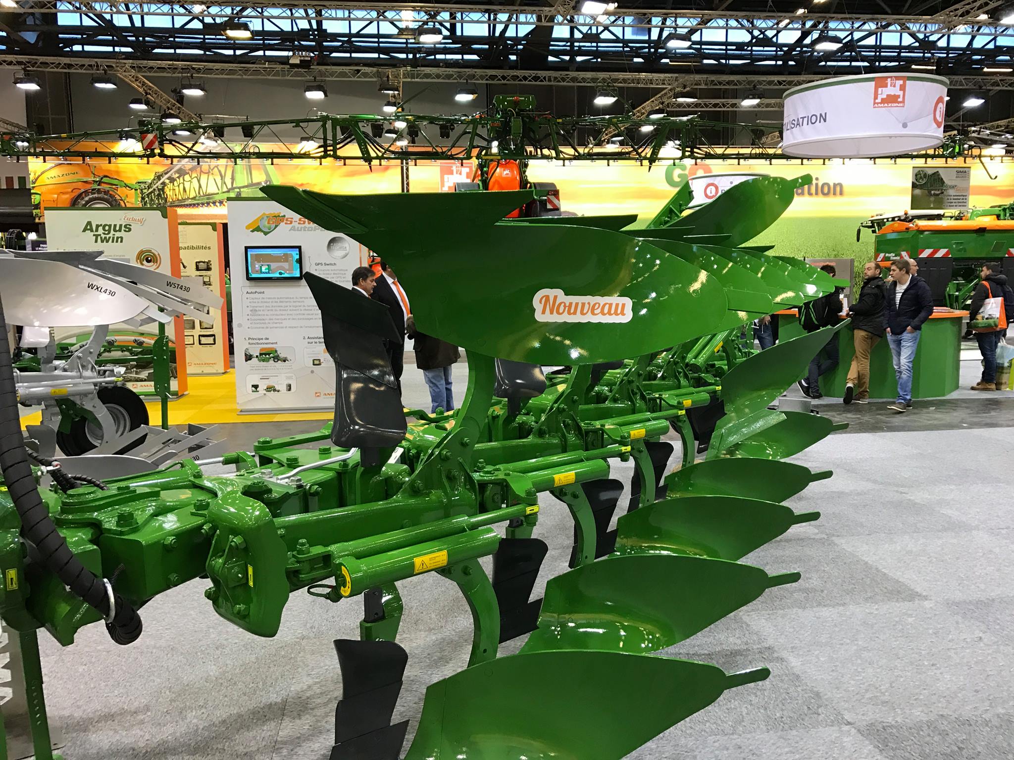 Feria de agricultura y maquinaria agrícola