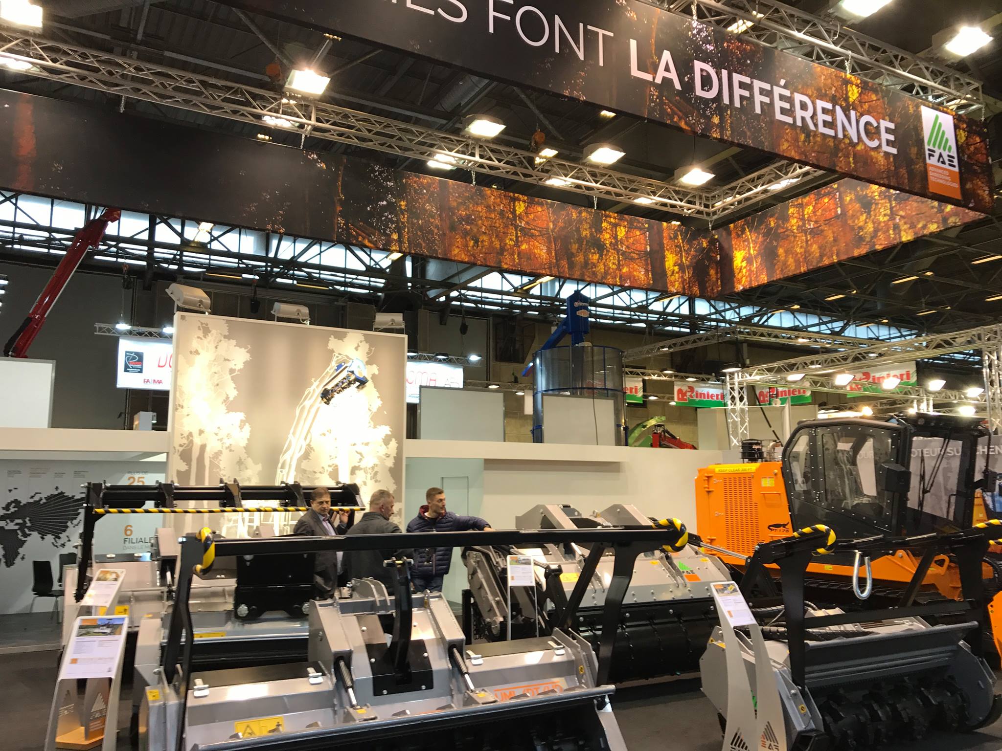 Feria de agricultura y maquinaria agrícola FAE