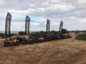 Probando los nuevos Can Am de 2018 en Chipre Maquinaria Agrícola