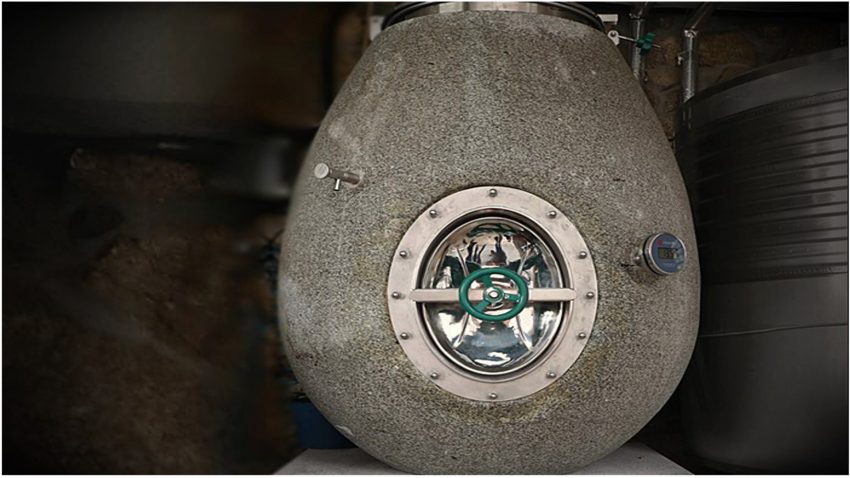 Creada la primera barrica de granito gallego.1920