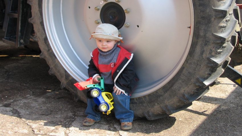 Por qué los jóvenes no ven futuro en el agro1920